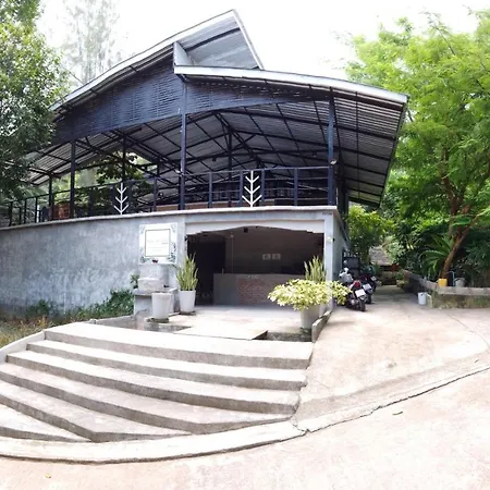 Live In Leaf Koh Tao Hostel